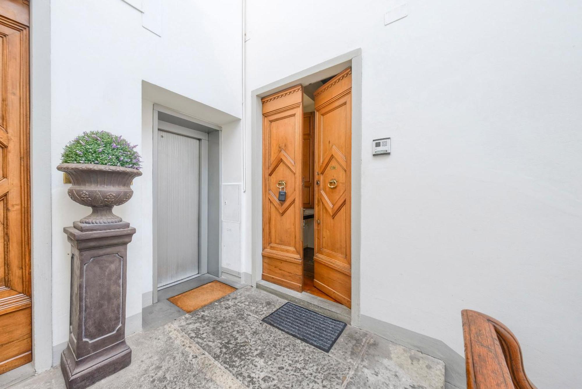 Casa Strozzi - * Florencia